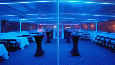 Yacht 101 top deck tallboys